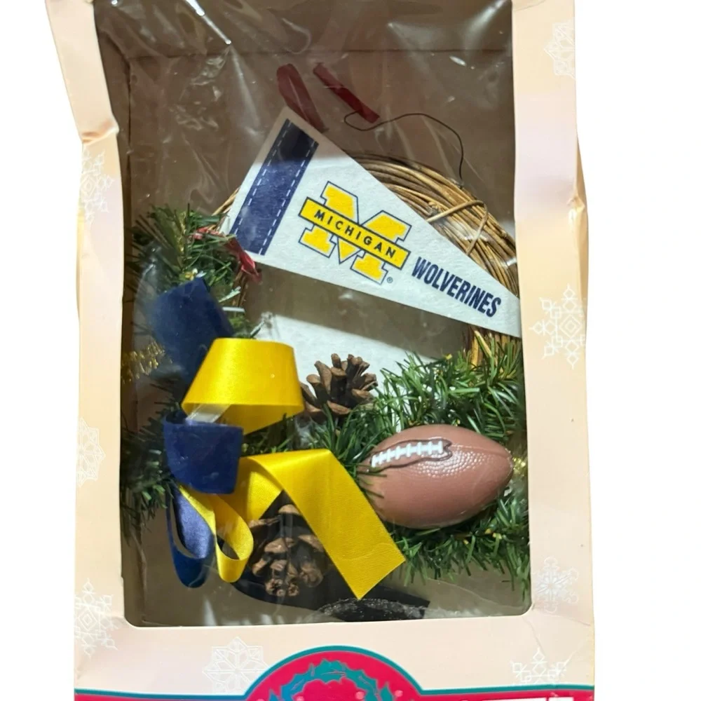 Michigan Wolverines Football Team Christmas Wreath Rico Industries Vintage 7”